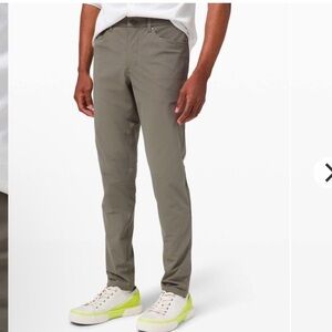 Lululemon Men’s ABC Classic-Fit 5 Pocket Pant Sage Gray Warpstreme Sz 33 x 30